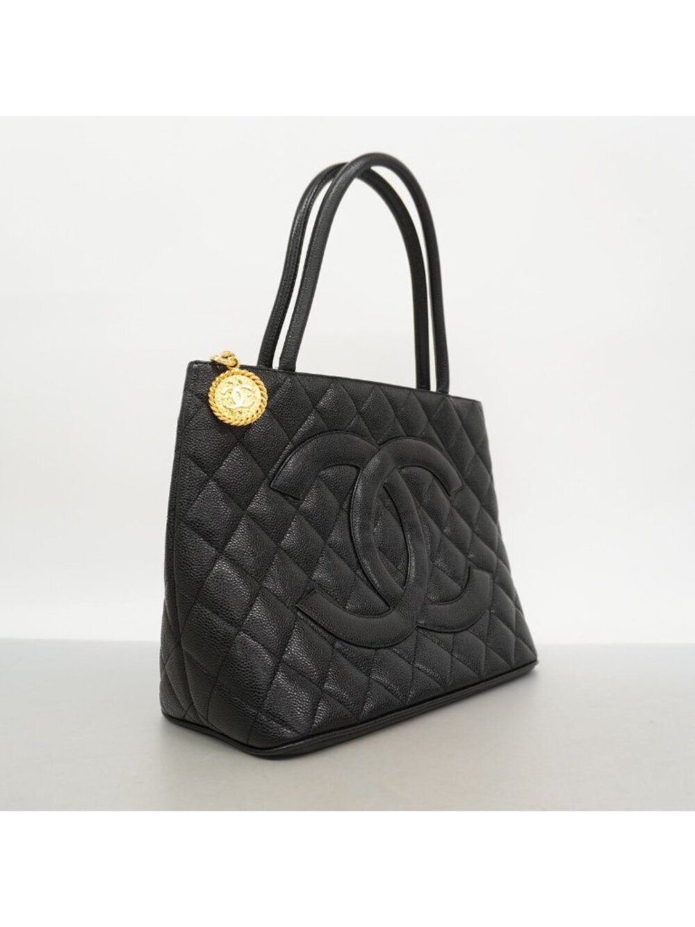 Chanel Tote Bag Reissue Caviar Leather Black Gold - Picture 2 of 9